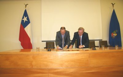 INDAP y DGA sellaron convenio para apoyar a la agricultura familiar campesina