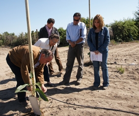 Instituto de Nacional de Normalización e INEH visitan predios agrícolas
